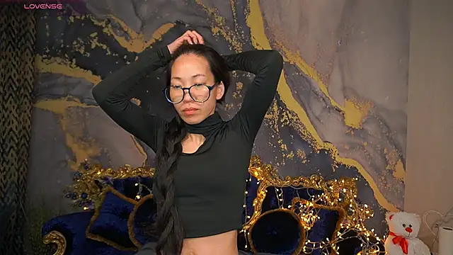 Yen Star online show from March 20, 8:14 pm