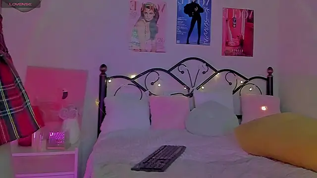 Ruby Al1en online show from January 7, 1:42 am