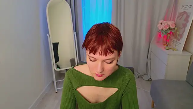 Hairy Queen  online show from September 30, 3:06 pm