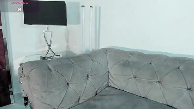 BellaNixs online show from May 20, 10:34 am