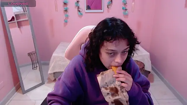LadyWawy online show from September 29, 1:49 pm