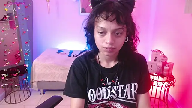 LadyWawy online show from October 2, 1:27 pm