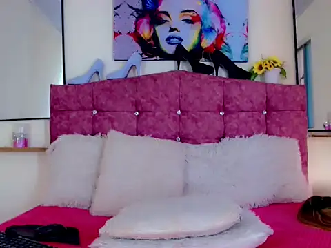 Lesly Zafiro- online show from September 19, 5:12 pm