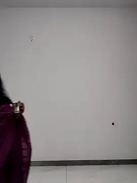 mallu-lover online show from May 12, 11:44 pm