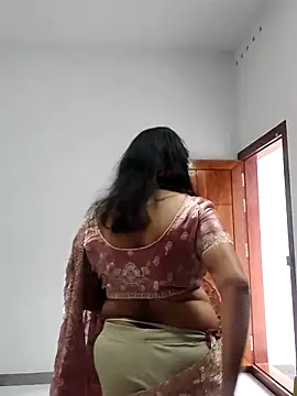 mallu-lover online show from May 3, 12:58 am