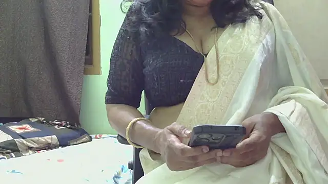 mallu-lover online show from June 24, 4:06 pm