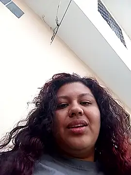 CloeStron online show from November 11, 1:30 pm