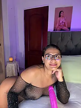 ema zoe online show from May 13, 12:06 am