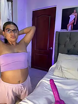 ema zoe online show from February 25, 12:31 am