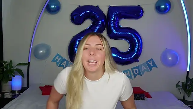 louiseberkeley online show from November 7, 4:07 am