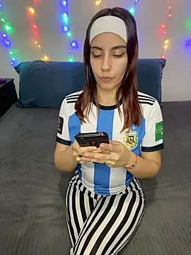 Jesicamartinezok online show from July 17, 5:56 am