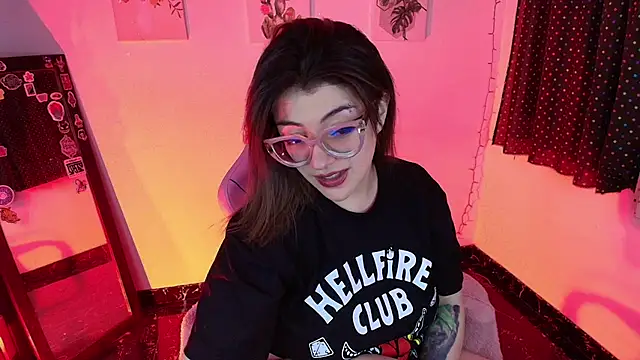 isaferrer06 online show from November 26, 4:13 am