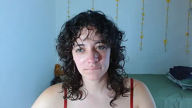 sajecrismaa online show from February 3, 8:01 pm