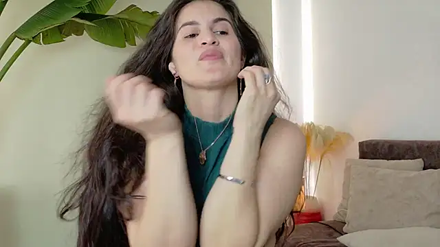 lizdevine online show from October 17, 6:44 pm