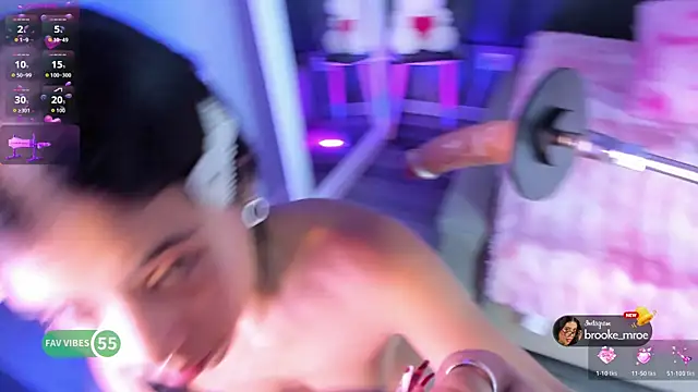 Brooke monroe online show from November 10, 6:14 pm