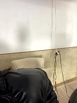 ZoeRaven Pink online show from October 25, 3:30 pm