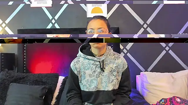 bravepetunia online show from October 10, 1:05 pm