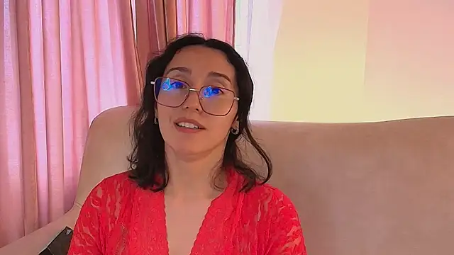 Ginevra esposito online show from May 15, 4:54 pm