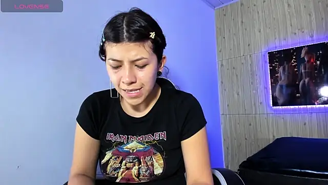 Raven Rouge  online show from February 8, 7:28 pm