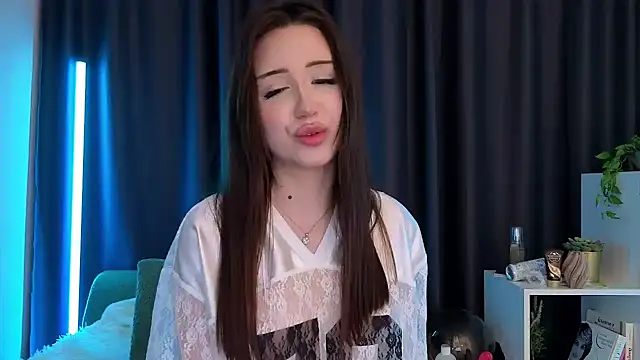 BlackEyesGirl online show from May 17, 10:36 am