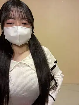 risa909 online show from May 20, 9:01 pm