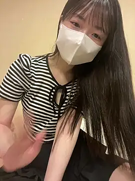 risa909 online show from July 21, 9:15 pm