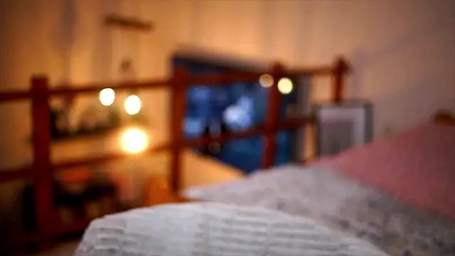 Emilyvanroessel online show from January 14, 12:21 pm