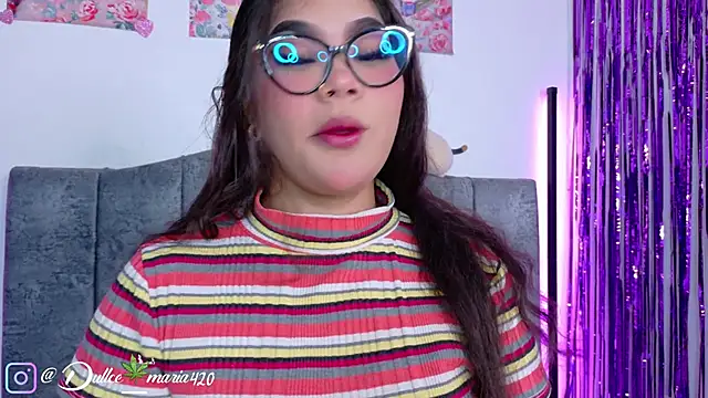 Vale Walker online show from December 19, 4:16 am