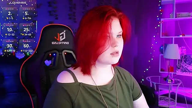 Snapshot of fillisfox_ chatting on September 25, 3:33 pm fillisfox online show from September 25, 3:33 pm