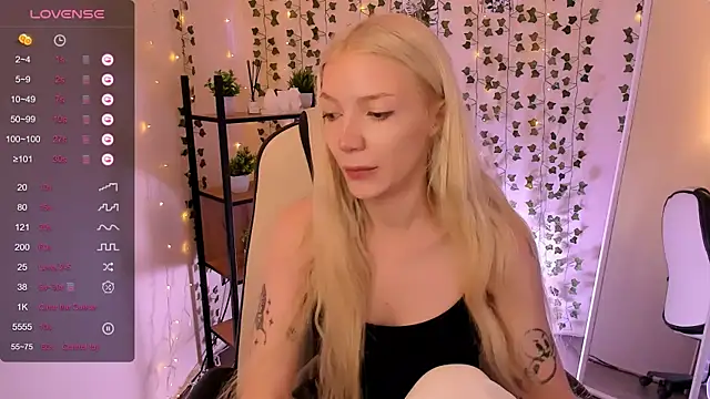 AnyaTaylor  online show from June 22, 2:16 am