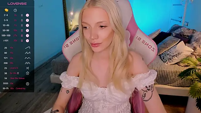 AnyaTaylor  online show from May 10, 6:15 am