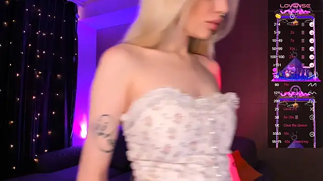 AnyaTaylor  online show from April 6, 2:22 am