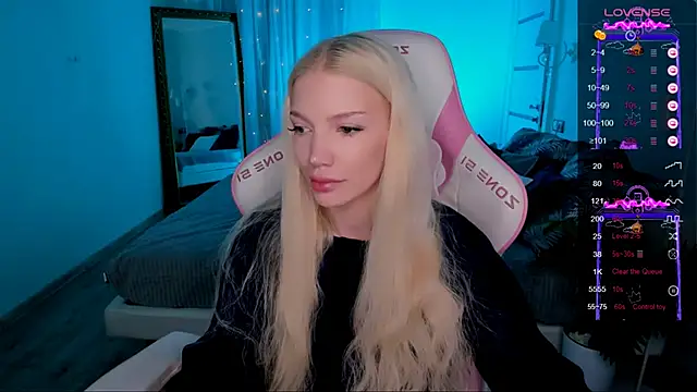 AnyaTaylor  online show from May 21, 2:20 am