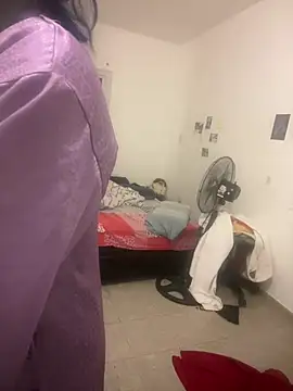 kendrafarq online show from April 20, 2:58 am