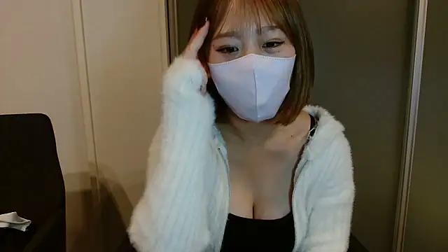 JURIO0715 online show from October 27, 3:29 pm