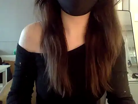 Mia 8 online show from March 17, 2:26 am