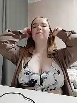 Eline Smith online show from December 2, 9:44 am