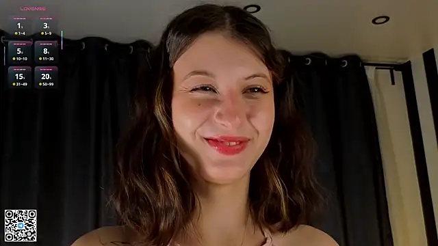 LorinaMaffitt online show from November 6, 6:25 pm