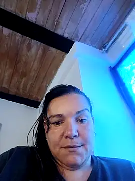 MomSex  online show from September 18, 7:45 pm