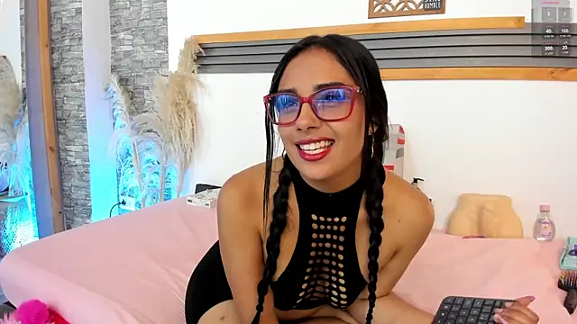 Sarita  love online show from March 30, 1:38 am