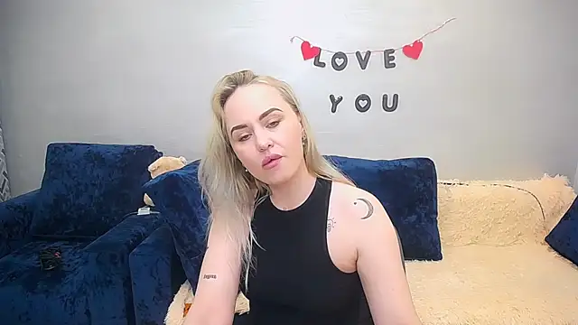 LiluMoon   online show from April 1, 12:17 pm