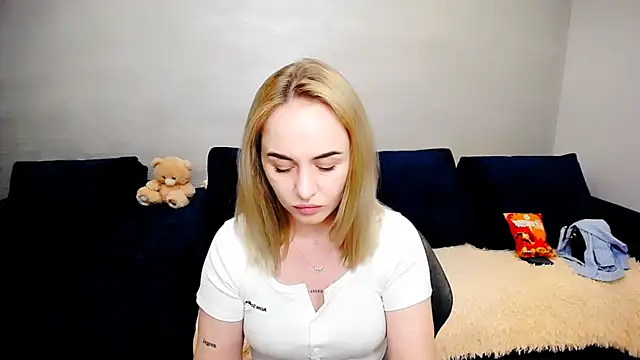 LiluMoon   online show from May 19, 3:41 pm