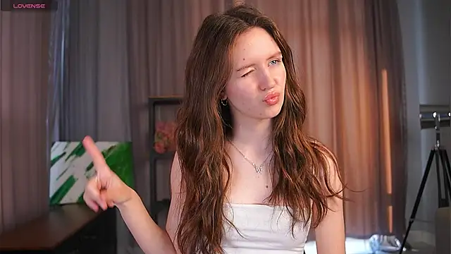Snapshot of DeanneBlose chatting on September 18, 4:22 am DeanneBlose online show from September 18, 4:22 am