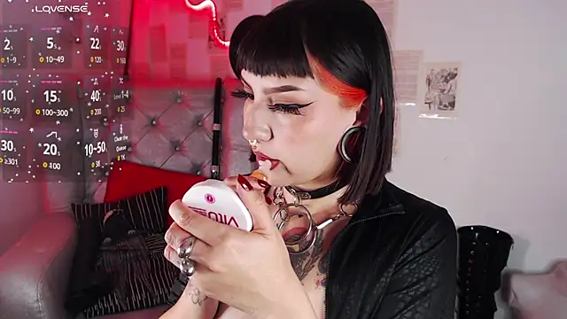 FabulousVenus online show from June 9, 1:27 am