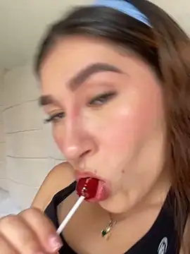 Snapshot of Isa_Villamarin chatting on September 30, 3:39 pm Isa Villamarin online show from September 30, 3:39 pm