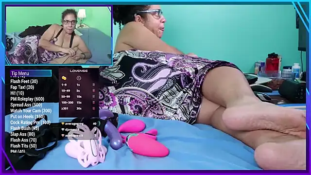 Snapshot of nsfwismorefun chatting on September 18, 9:24 pm nsfwismorefun online show from September 18, 9:24 pm