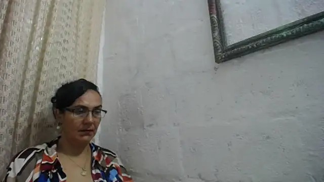 gabbyparker  online show from May 26, 10:14 am