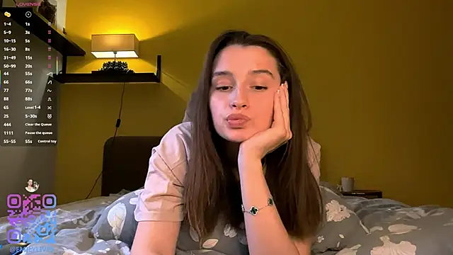 DarlineBrustera online show from May 8, 4:32 pm