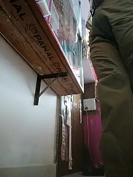 hotshreya69 online show from October 17, 9:12 am