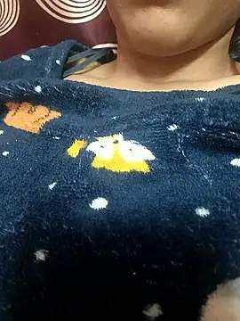 hotshreya69 online show from January 10, 7:18 pm